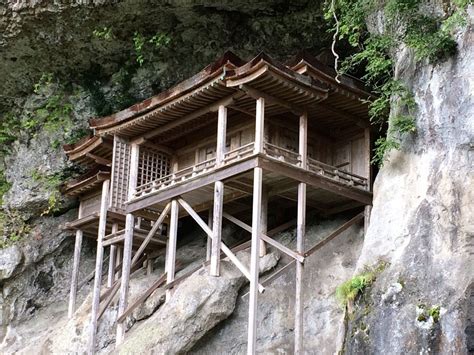 三合佛寺|投入堂